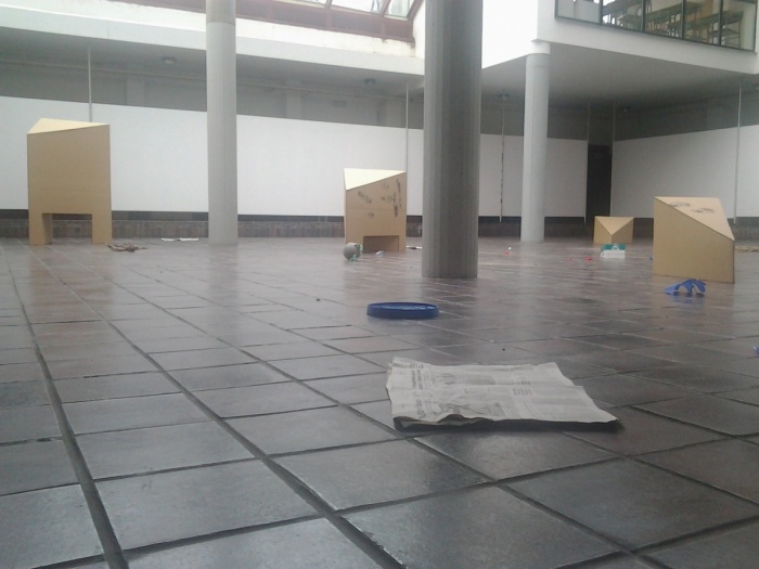 One Day Exhibition, site-specific installation in Escuela de Arte in Oviedo, Spain